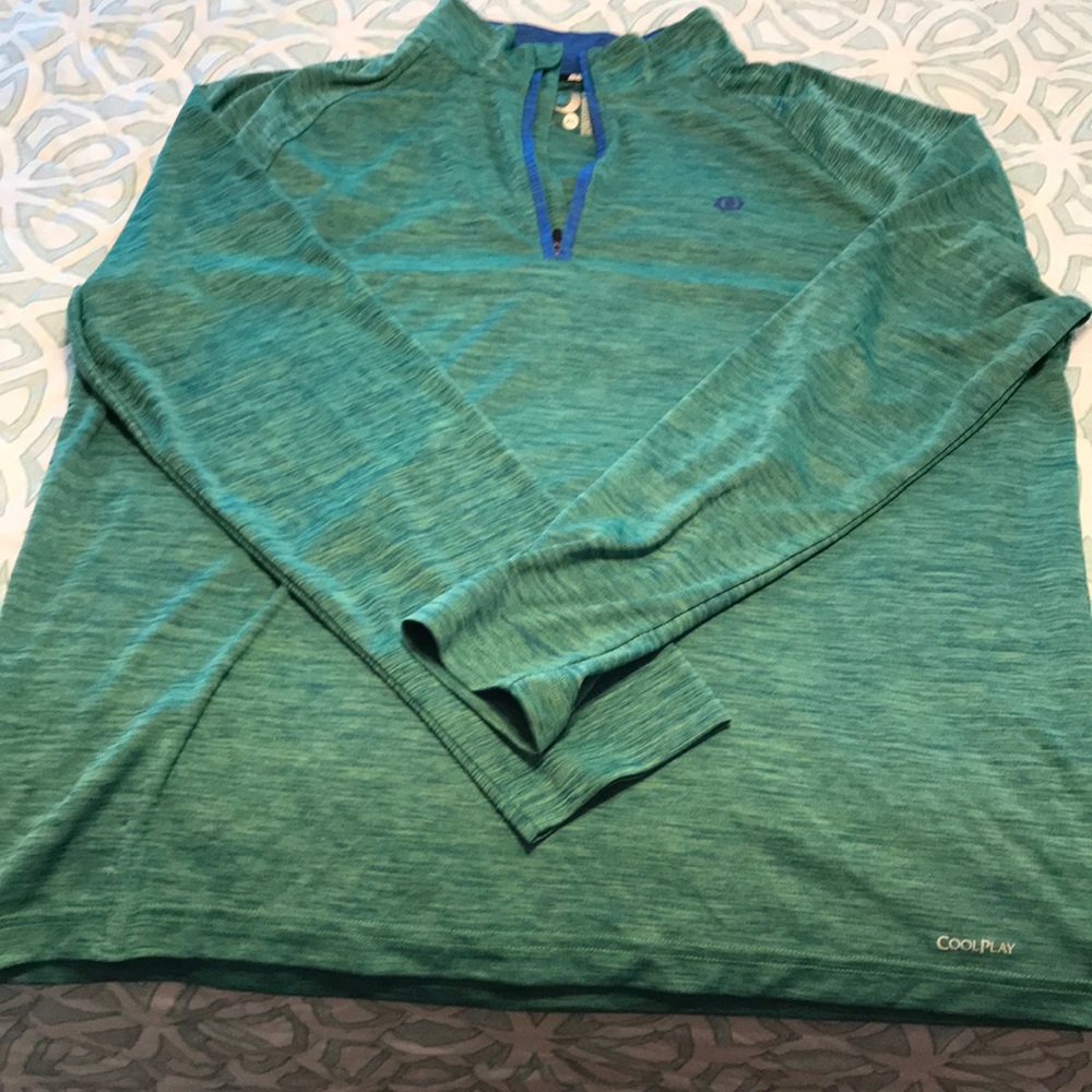 Men’s cool play half zip pullover